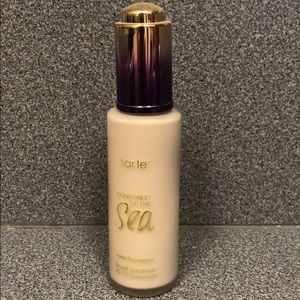 Taste rainforest of the sea water foundation